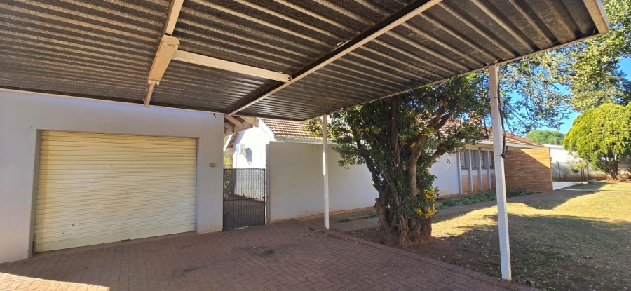 3 Bedroom Property for Sale in Songloed North West